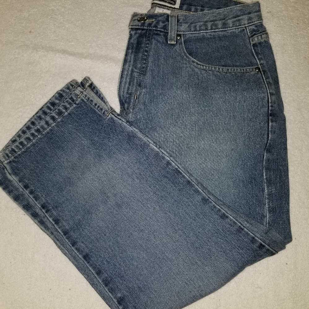 Xhilaration vintage denim Capri